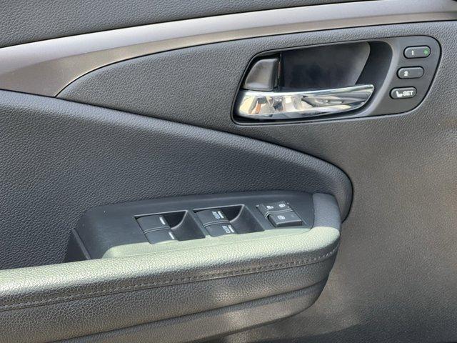 used 2022 Honda Pilot car, priced at $31,950