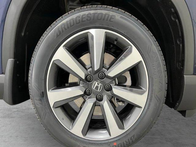 new 2025 Honda Pilot car, priced at $51,780
