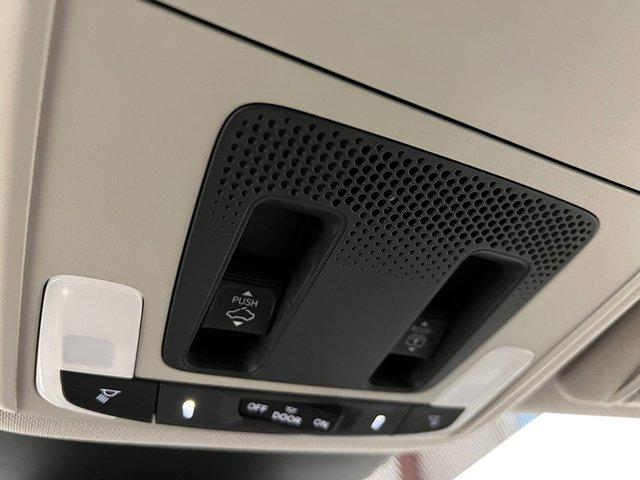 new 2025 Honda Pilot car, priced at $51,050