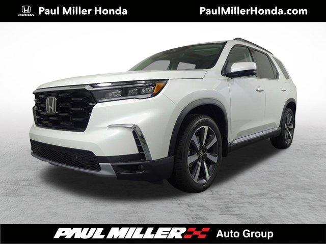 new 2025 Honda Pilot car, priced at $51,505