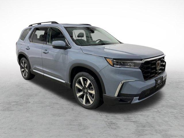 new 2025 Honda Pilot car, priced at $51,505