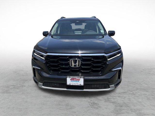 used 2025 Honda Pilot car, priced at $46,988