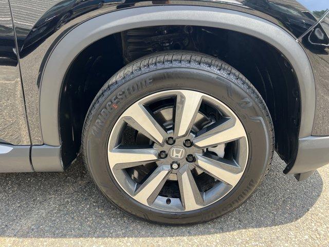 used 2025 Honda Pilot car, priced at $46,988