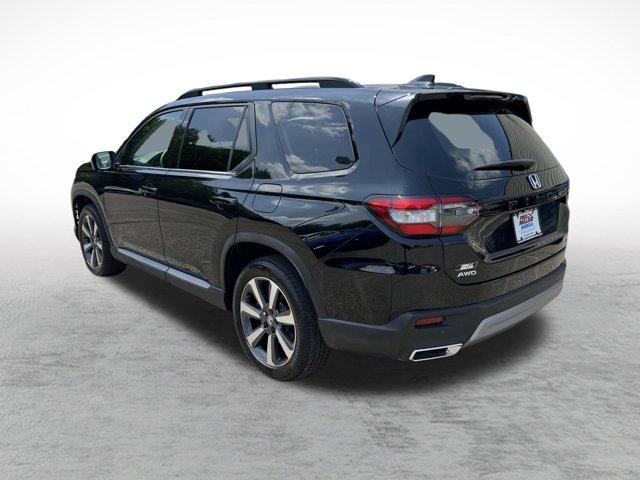 used 2025 Honda Pilot car, priced at $46,988