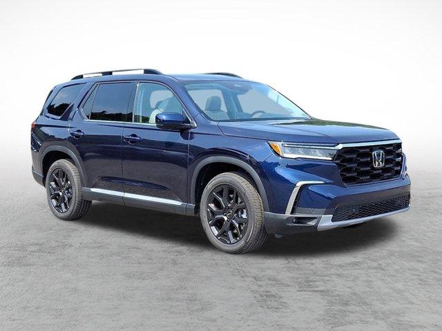 new 2025 Honda Pilot car, priced at $52,950