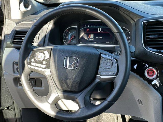 used 2022 Honda Pilot car, priced at $31,977