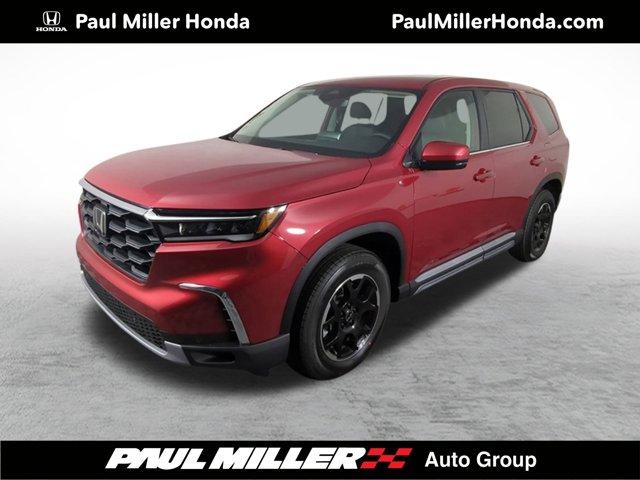 new 2025 Honda Pilot car, priced at $49,650