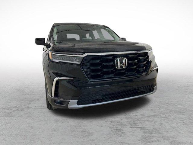 new 2024 Honda Pilot car, priced at $45,875