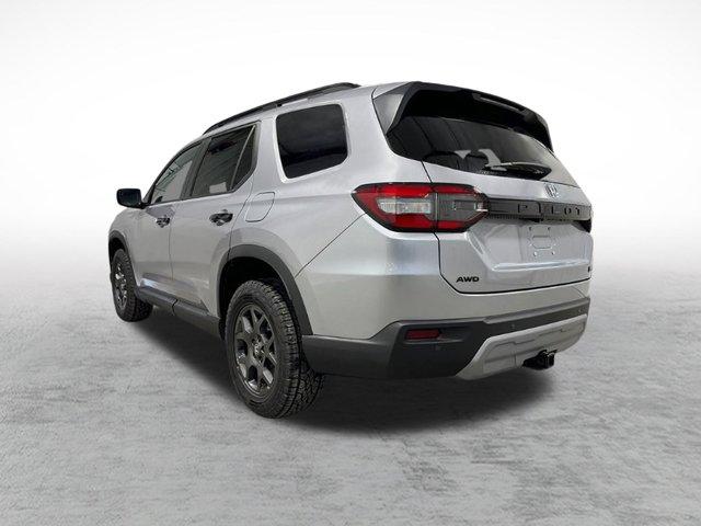 new 2025 Honda Pilot car, priced at $50,850