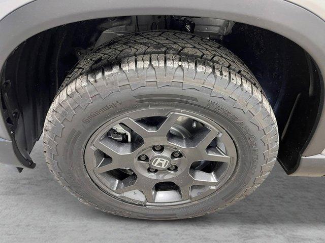 new 2025 Honda Pilot car, priced at $50,850