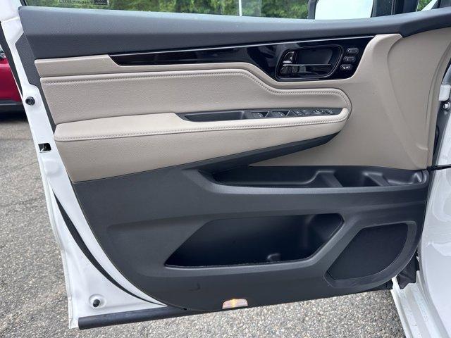 used 2024 Honda Odyssey car, priced at $41,988