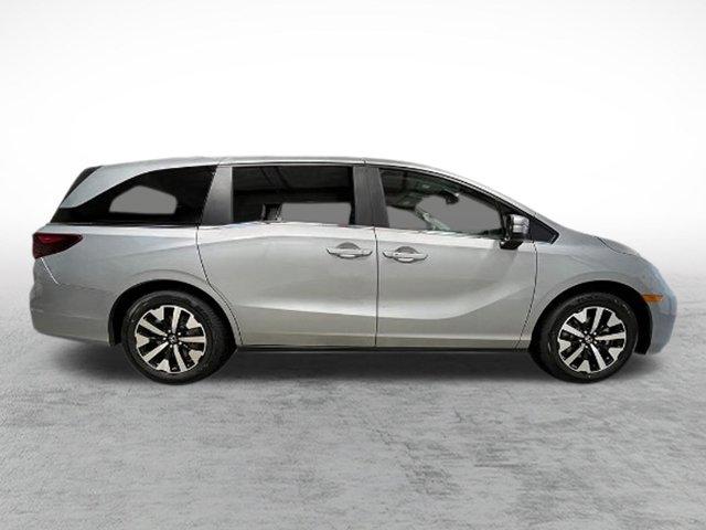 new 2026 Honda Odyssey car, priced at $44,290