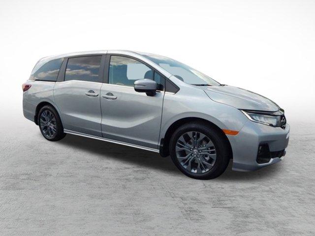 new 2026 Honda Odyssey car, priced at $48,990