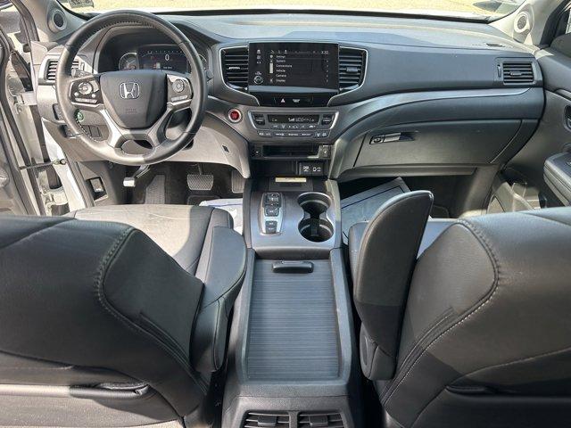 used 2022 Honda Pilot car, priced at $32,988