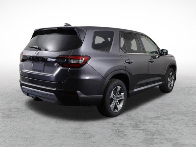 new 2025 Honda Pilot car, priced at $48,475