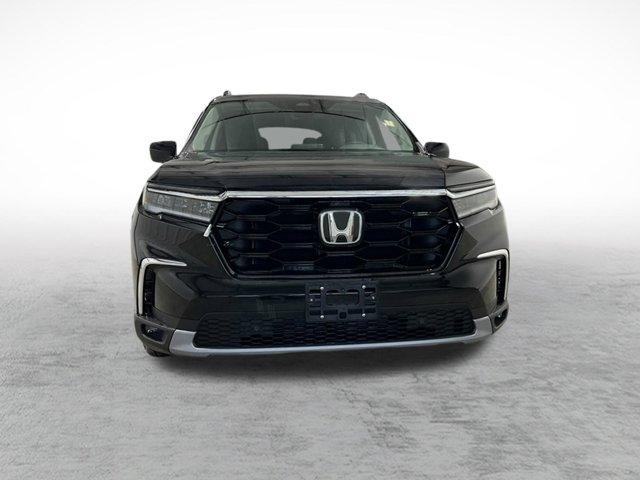 new 2025 Honda Pilot car, priced at $51,825
