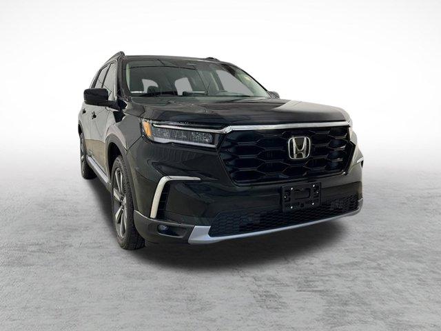 new 2025 Honda Pilot car, priced at $51,095