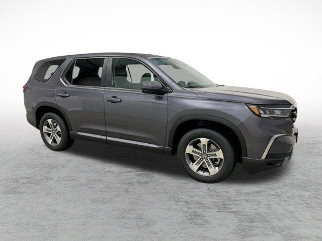 new 2025 Honda Pilot car, priced at $47,050