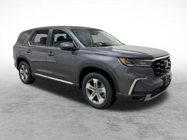 new 2025 Honda Pilot car, priced at $47,050