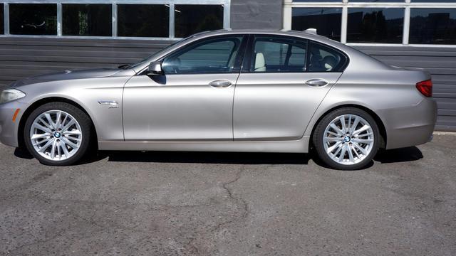 used 2011 BMW 550 car, priced at $14,995