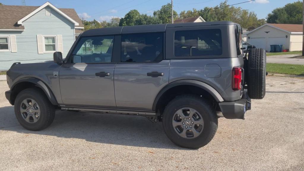 new 2025 Ford Bronco car, priced at $49,335
