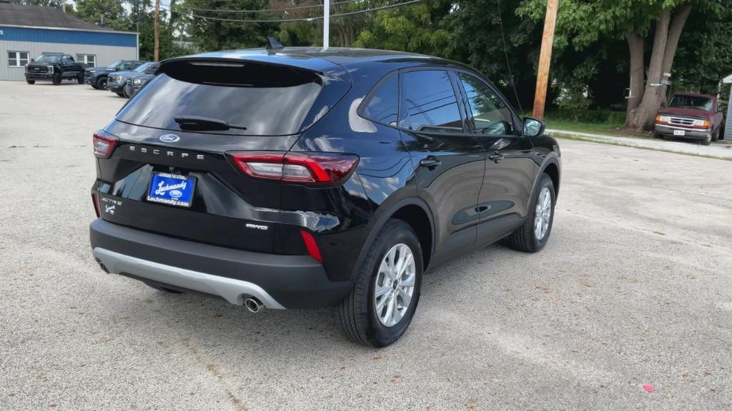 new 2025 Ford Escape car, priced at $33,880