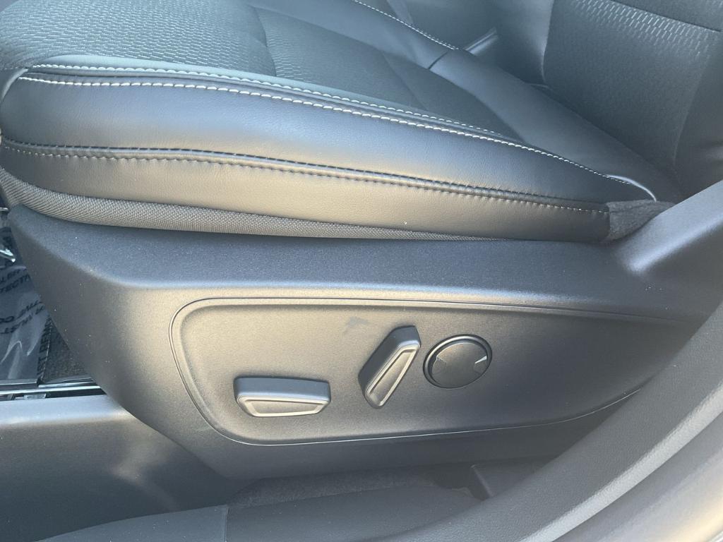 new 2025 Ford Escape car, priced at $38,895