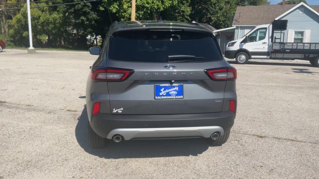 new 2025 Ford Escape car, priced at $38,895