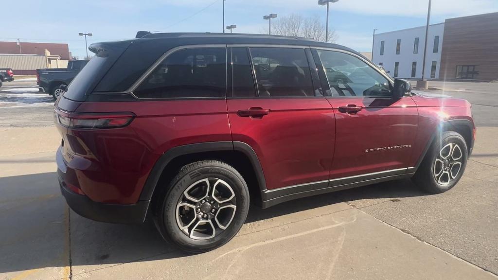 used 2022 Jeep Grand Cherokee car, priced at $30,987