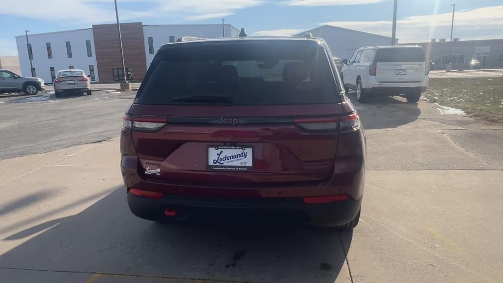 used 2022 Jeep Grand Cherokee car, priced at $30,987