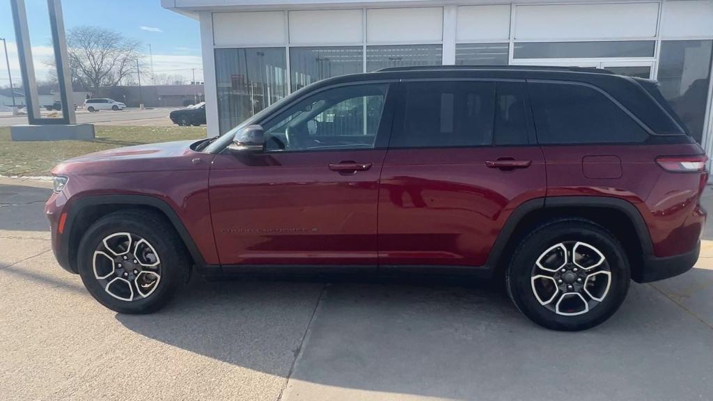 used 2022 Jeep Grand Cherokee car, priced at $30,987