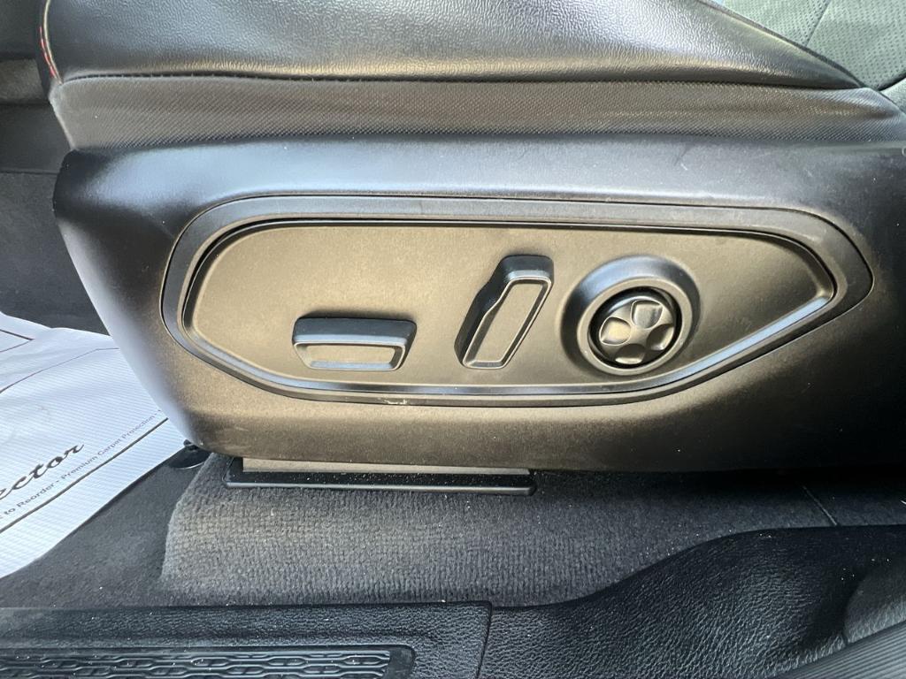 used 2022 Jeep Grand Cherokee car, priced at $30,987