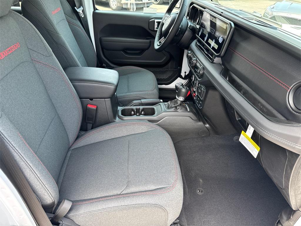 new 2025 Jeep Gladiator car, priced at $47,425