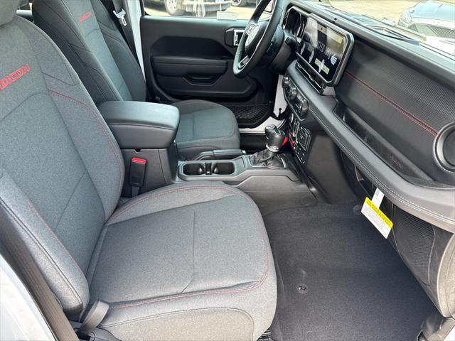 new 2025 Jeep Gladiator car, priced at $48,390