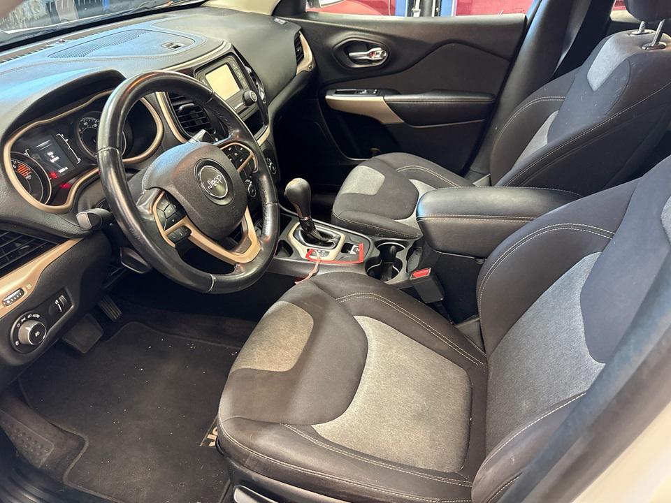 used 2018 Jeep Cherokee car, priced at $13,990