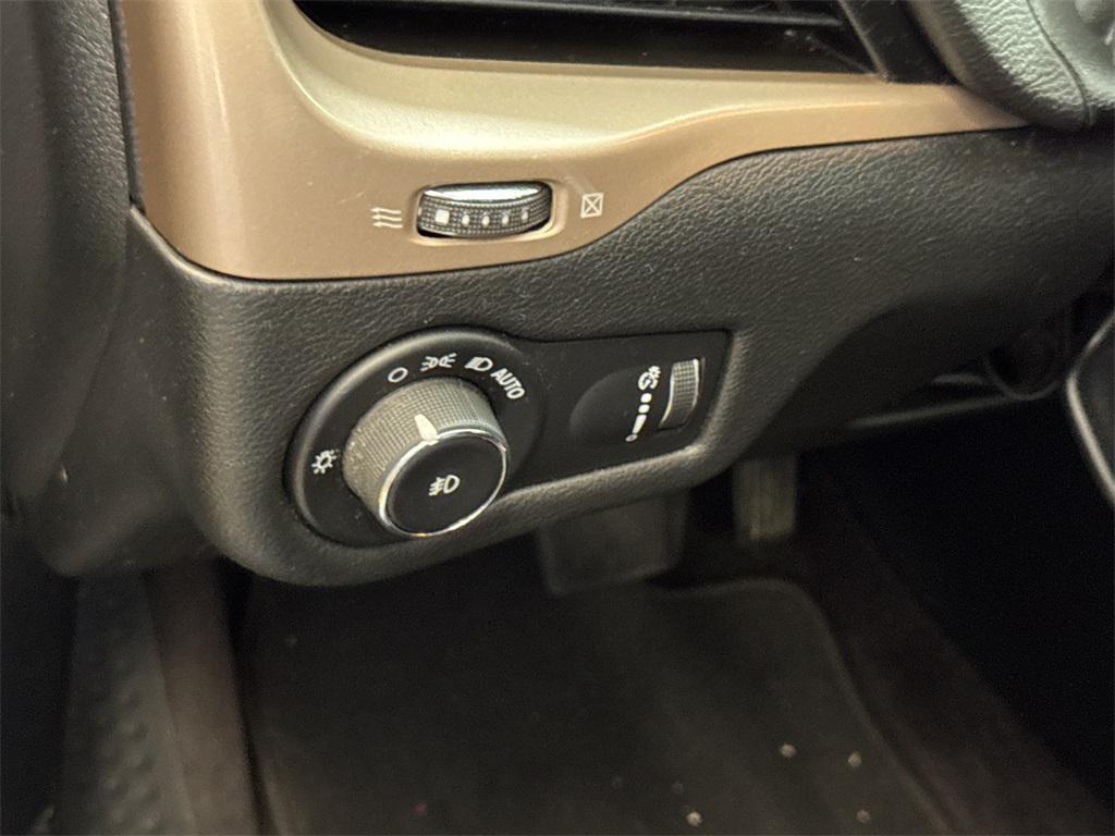 used 2018 Jeep Cherokee car, priced at $13,990