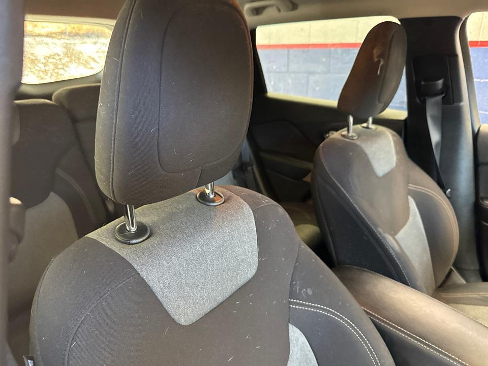 used 2018 Jeep Cherokee car, priced at $13,990