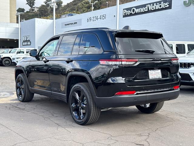 new 2025 Jeep Grand Cherokee car, priced at $42,925