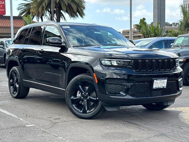 new 2025 Jeep Grand Cherokee car, priced at $42,925