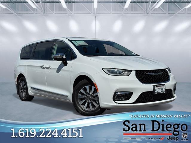 used 2023 Chrysler Pacifica Hybrid car, priced at $32,883