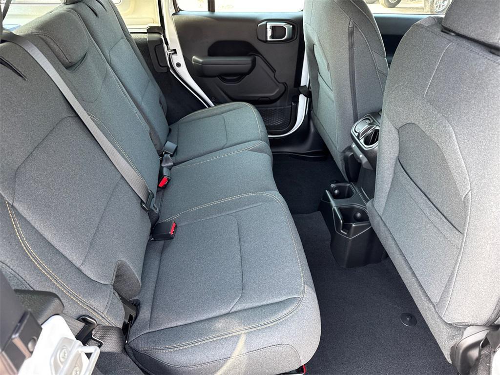 new 2025 Jeep Wrangler car, priced at $42,225