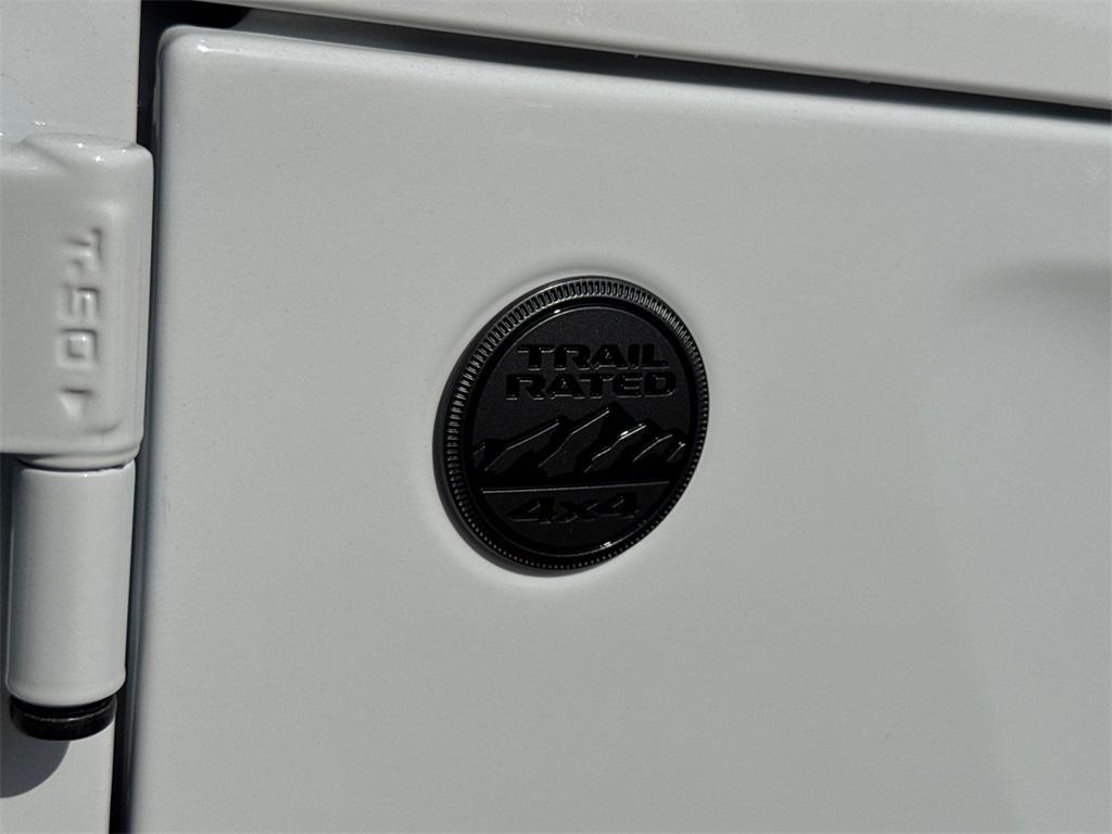 new 2025 Jeep Wrangler car, priced at $42,225