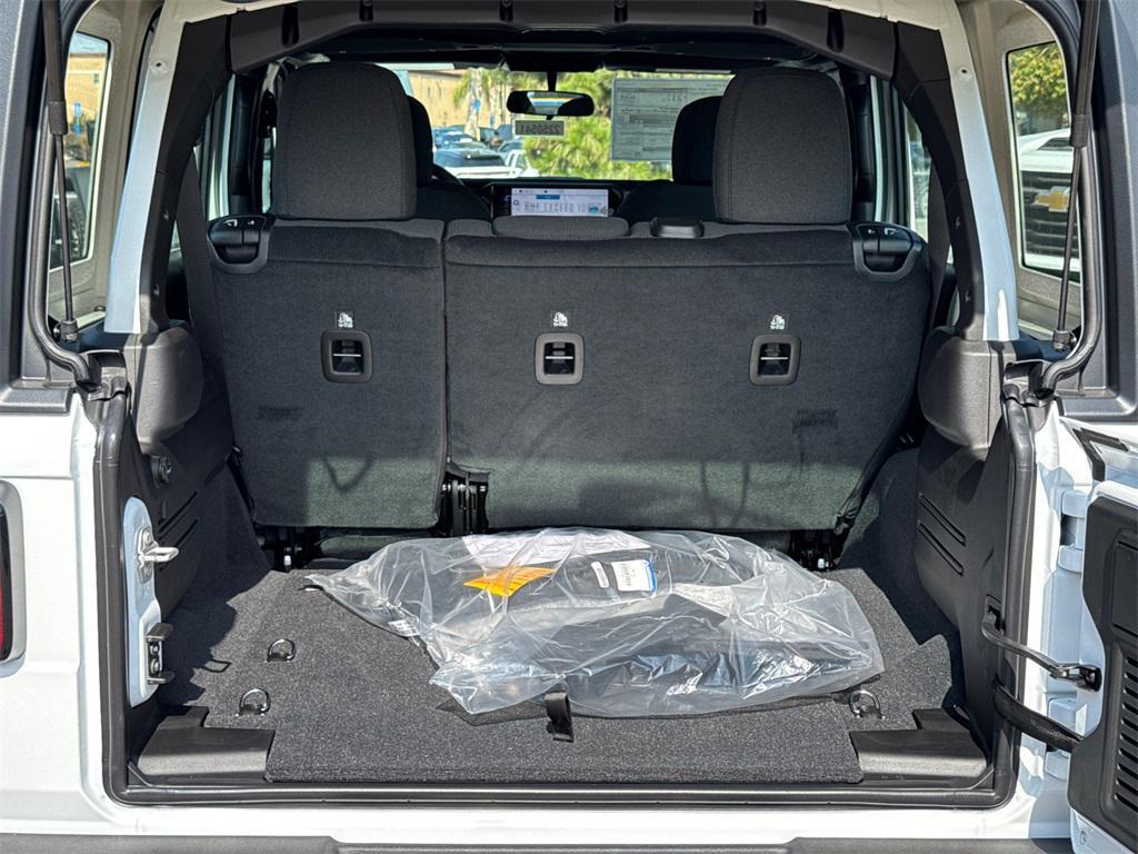 new 2025 Jeep Wrangler car, priced at $42,225