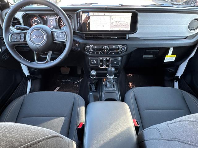 new 2025 Jeep Gladiator car, priced at $41,925
