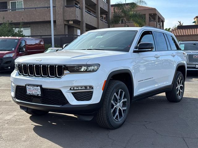 new 2025 Jeep Grand Cherokee car, priced at $40,925