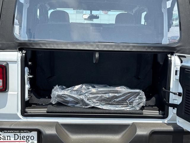 new 2025 Jeep Wrangler car, priced at $33,568