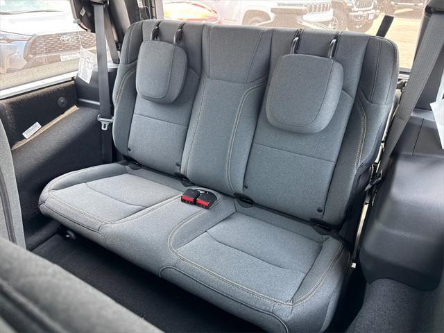 new 2025 Jeep Wrangler car, priced at $33,568