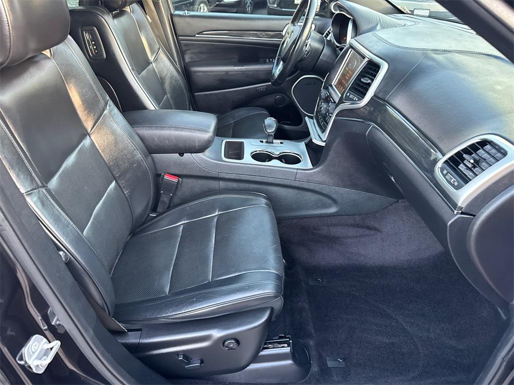 used 2015 Jeep Grand Cherokee car, priced at $14,881
