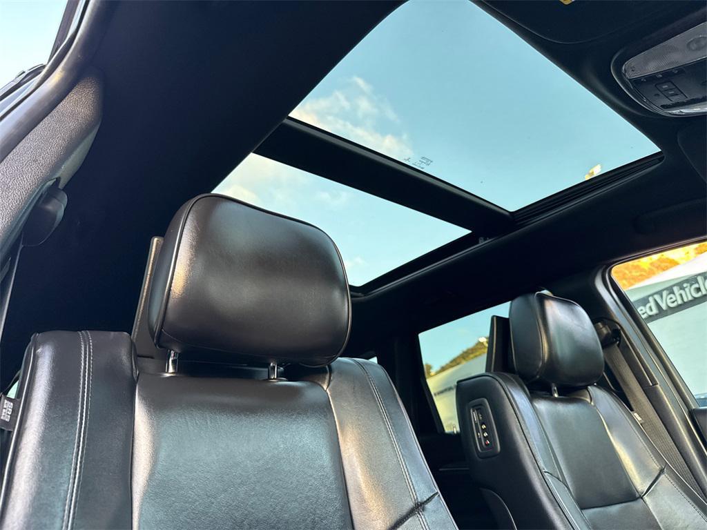 used 2015 Jeep Grand Cherokee car, priced at $14,881