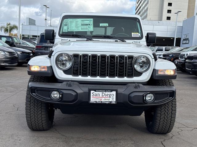 new 2025 Jeep Gladiator car, priced at $41,925